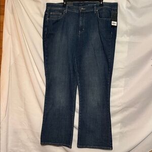 Madison boot cut  Blue Jeans women’s plus 20W